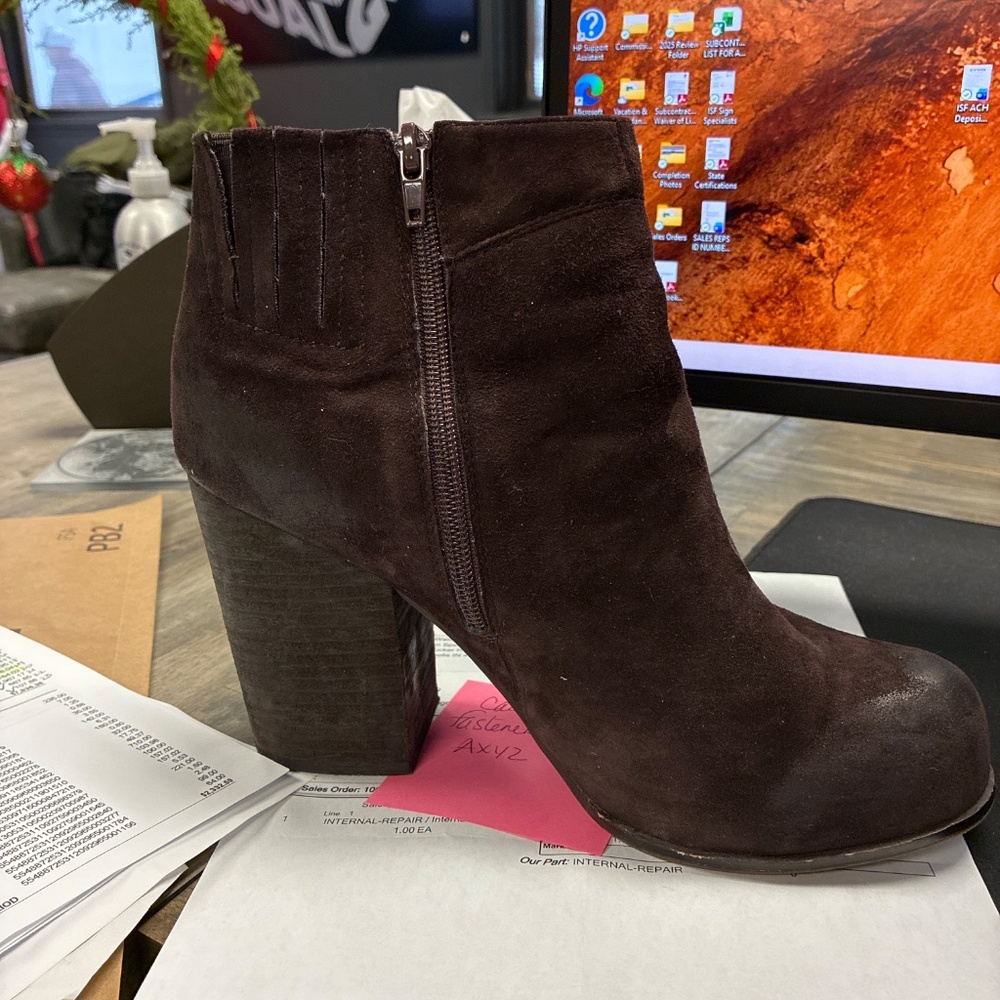 Jeffrey Campbell boots - Picture 2 of 8